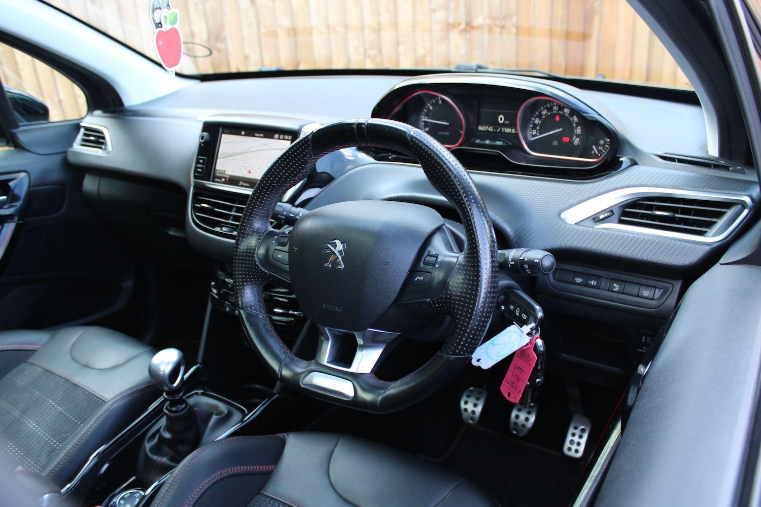 Used Peugeot 2008 2019 for sale - 76083958: Photo 12