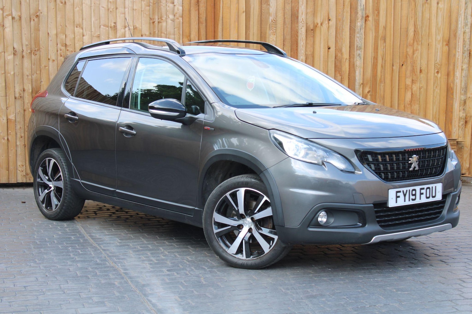 Used Peugeot 2008 2019 for sale - 76083958: Photo 2