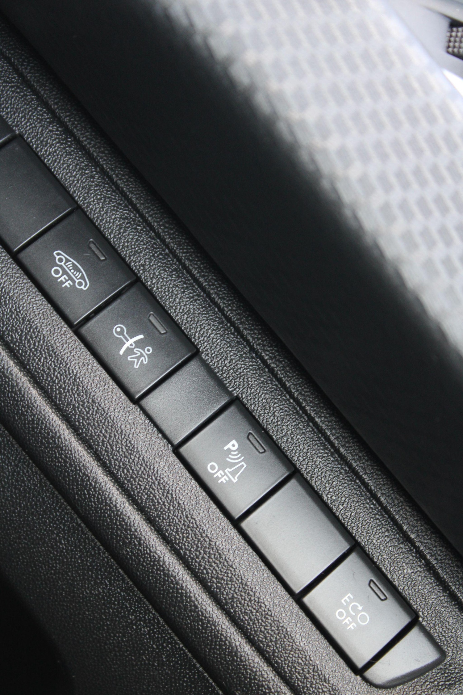 Used Peugeot 2008 2019 for sale - 76083958: Photo 32