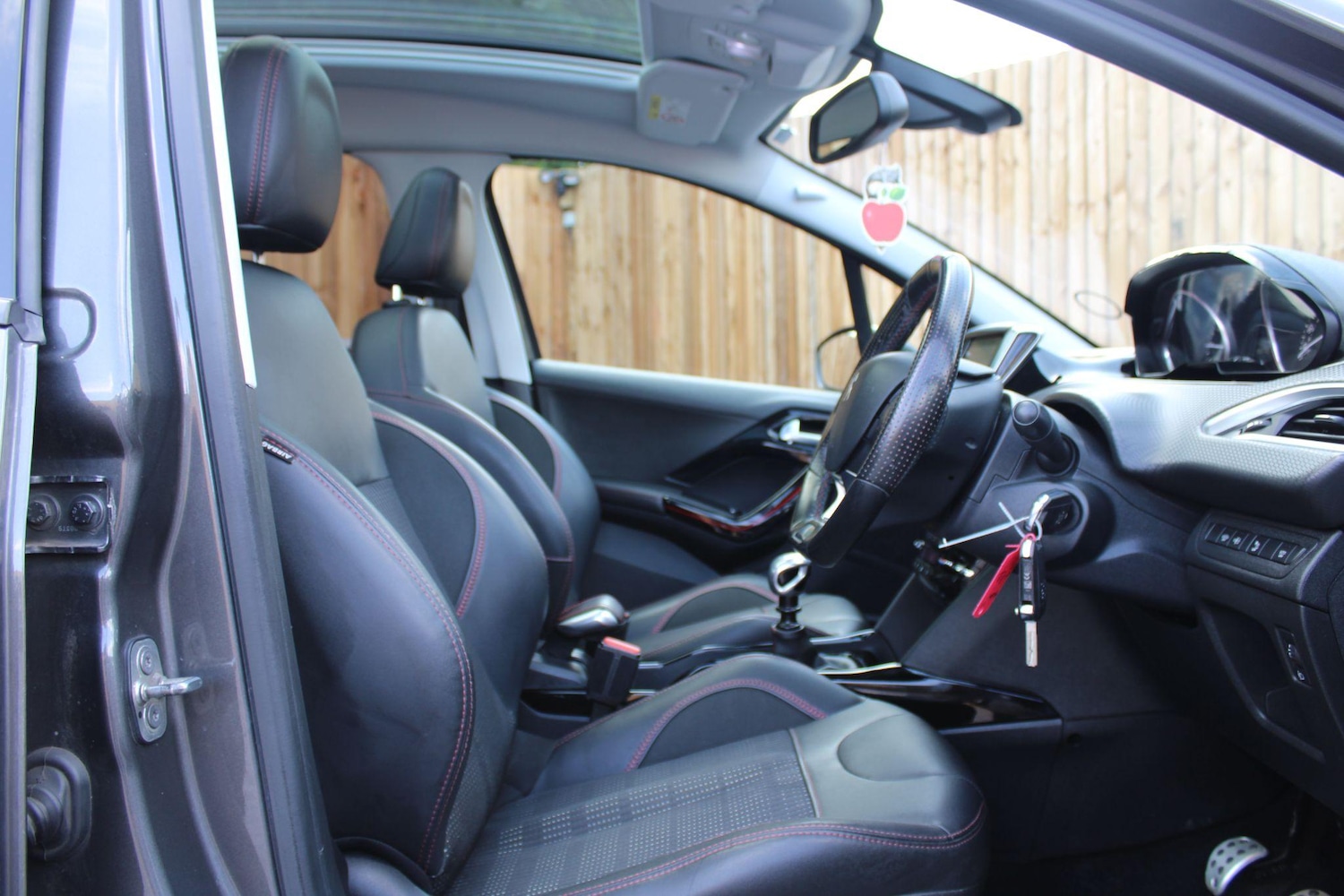 Used Peugeot 2008 2019 for sale - 76083958: Photo 34