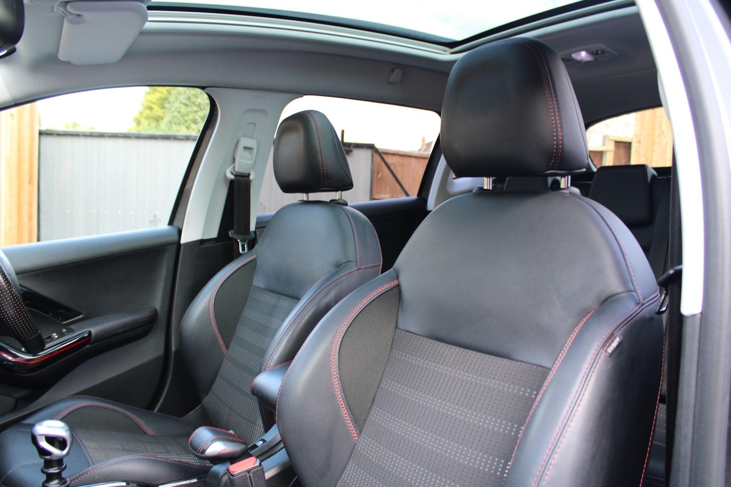 Used Peugeot 2008 2019 for sale - 76083958: Photo 53