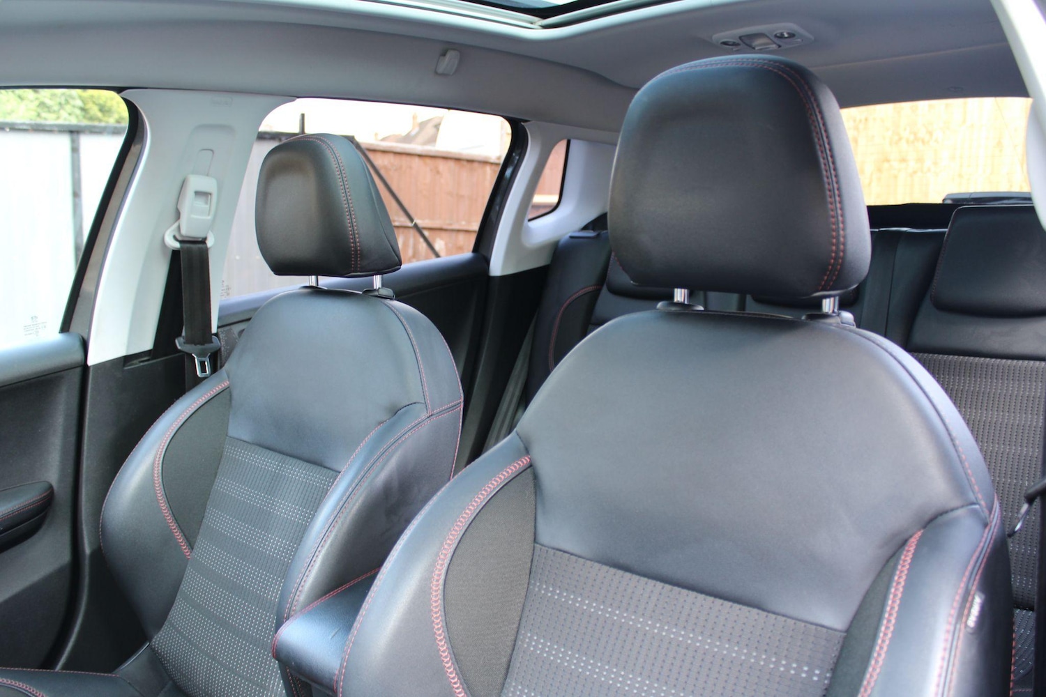 Used Peugeot 2008 2019 for sale - 76083958: Photo 54