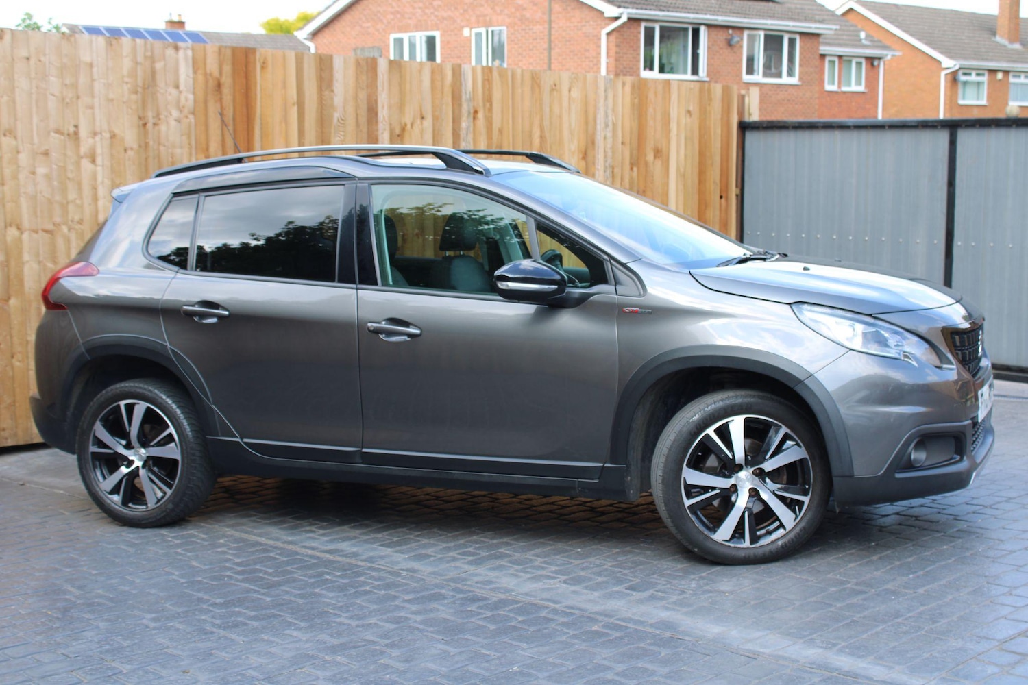 Used Peugeot 2008 2019 for sale - 76083958: Photo 6