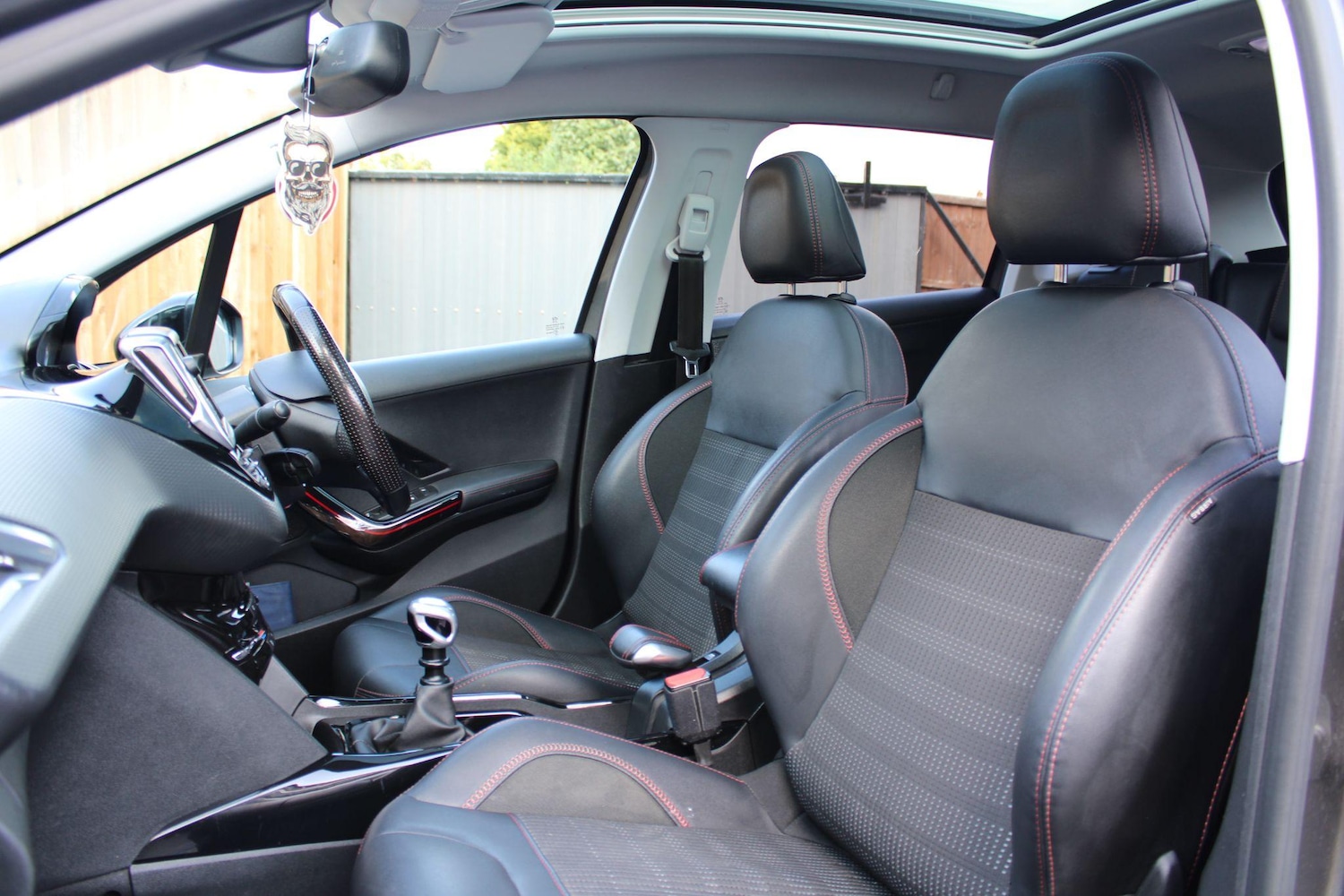 Used Peugeot 2008 2019 for sale - 76083958: Photo 9