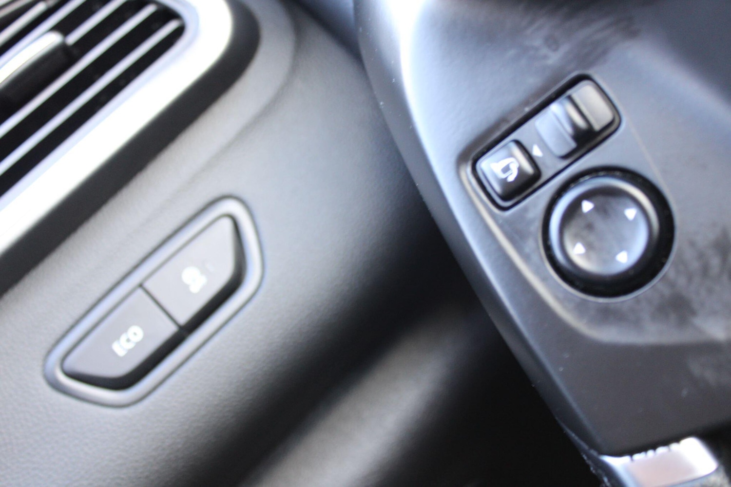 Used Renault Kadjar 2016 for sale - 76424890: Photo 38