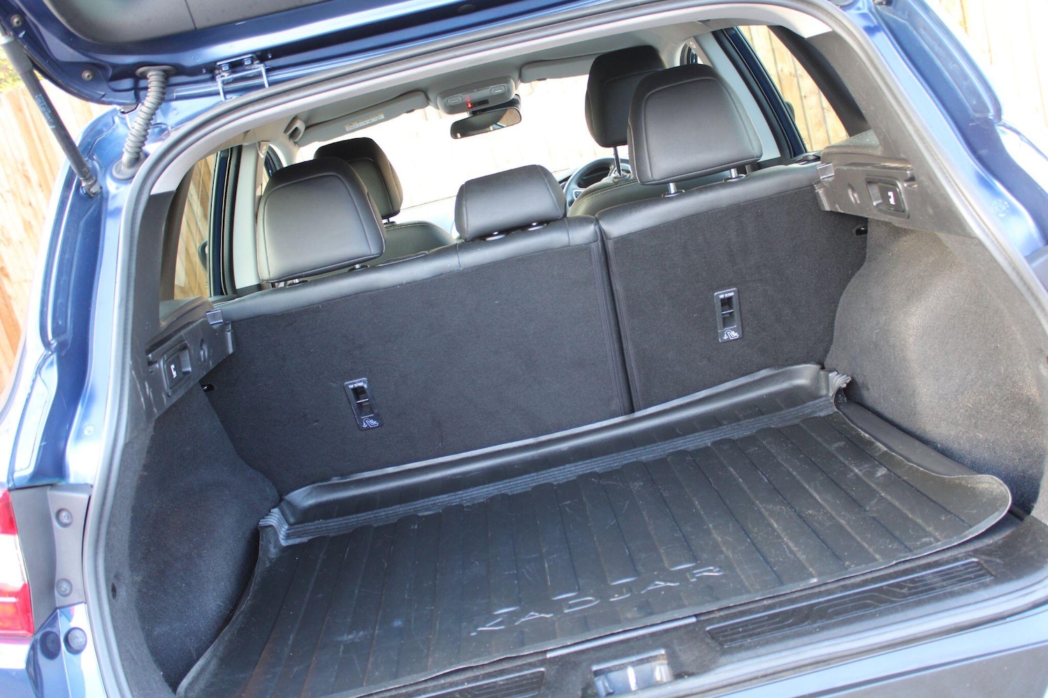 Used Renault Kadjar 2017 for sale - 76538150: Photo 28