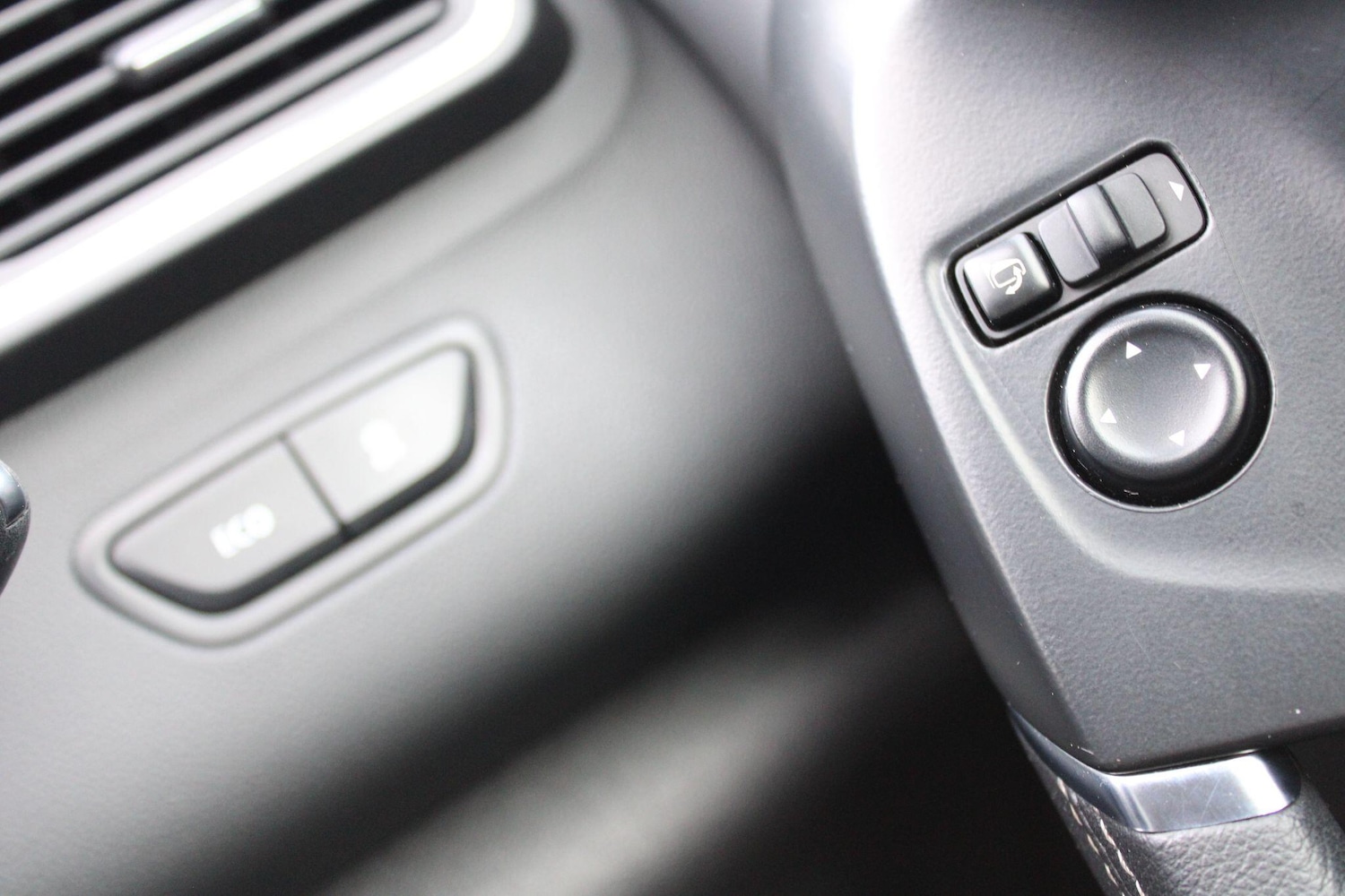 Used Renault Kadjar 2017 for sale - 76538150: Photo 52