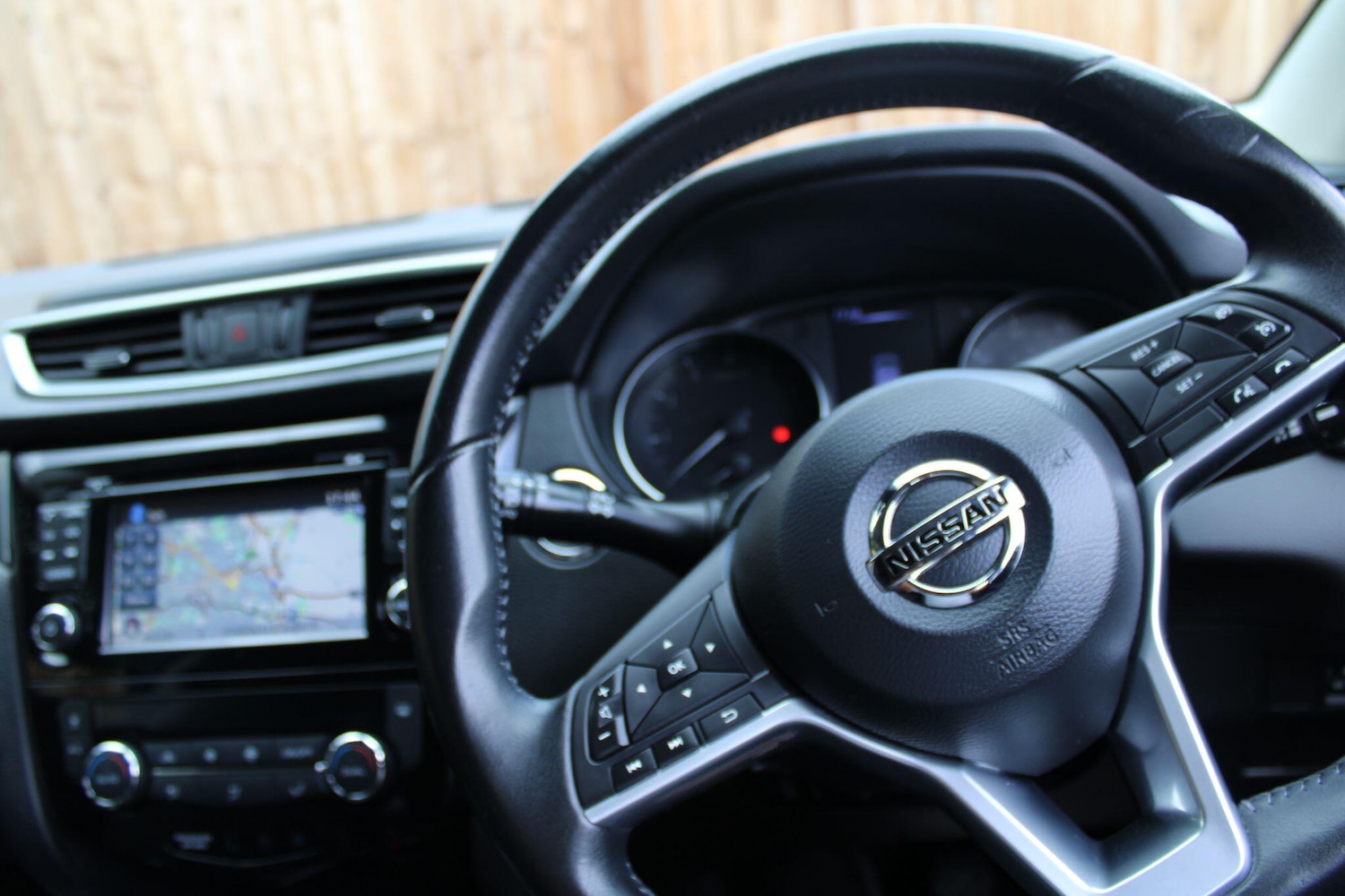 Used Nissan Qashqai 2018 for sale - 76152734: Photo 9