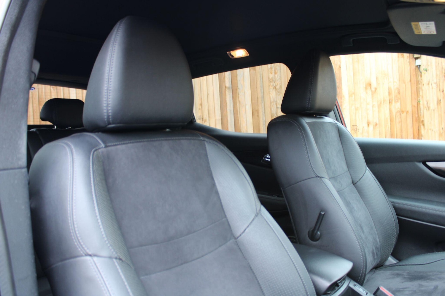 Used Nissan Qashqai 2016 for sale - 76425713: Photo 35