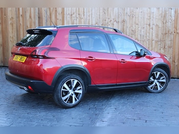 Used Peugeot 2008 2017 for sale - 76071990: Photo