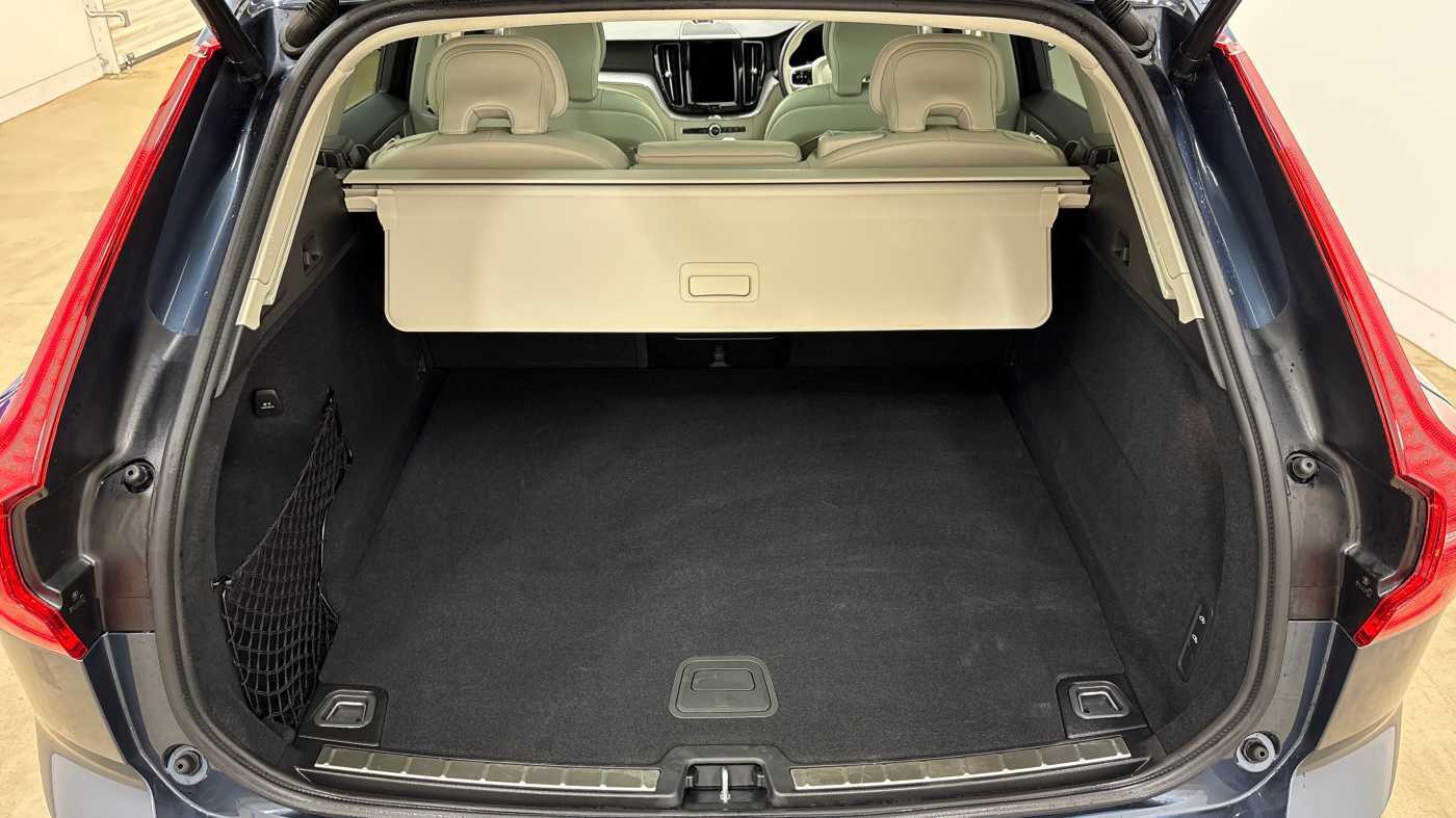 Used Volvo XC60 2025 for sale - 76777141: Photo 14