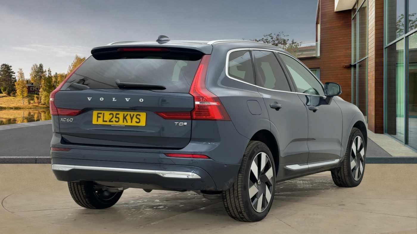 Used Volvo XC60 2025 for sale - 76777141: Photo 3