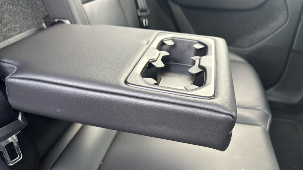 Used Volvo XC40 2023 for sale - 76676889: Photo 17