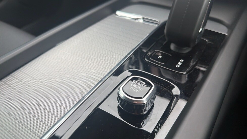 Used Volvo V60 2025 for sale - 77258757: Photo 25