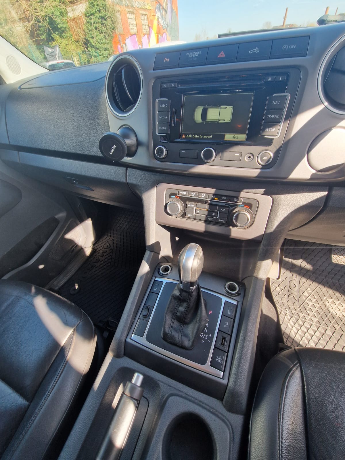 Used Volkswagen Amarok 2016 for sale - 77917228: Photo 10