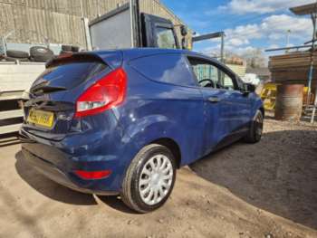 Used Ford Fiesta 2010 for sale - 74093225: Photo