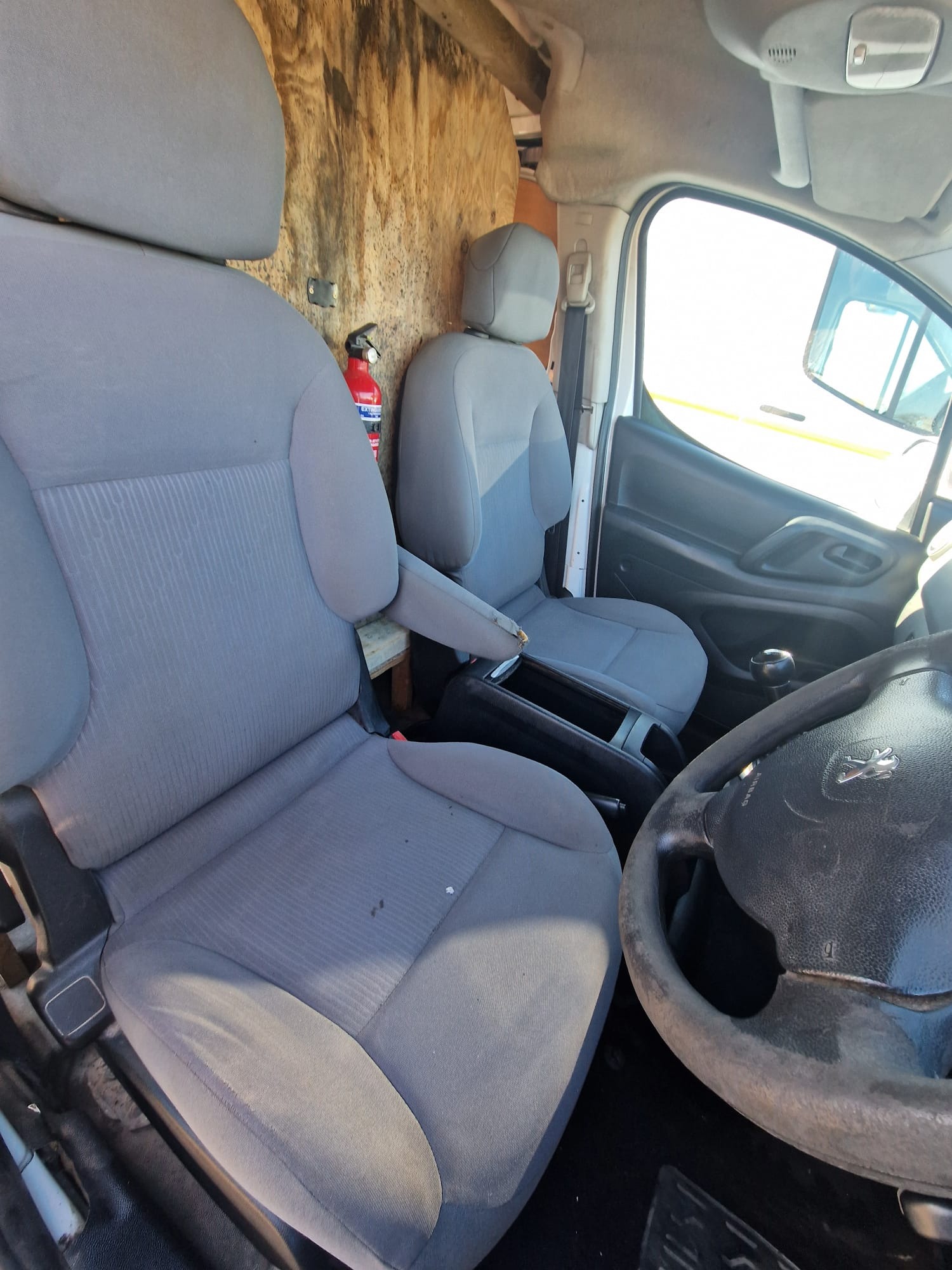 Used Peugeot Partner 2013 for sale - 77968923: Photo 9