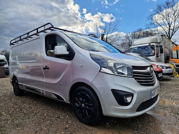 Used Vauxhall Vivaro 2017 for sale - 77704197: Photo