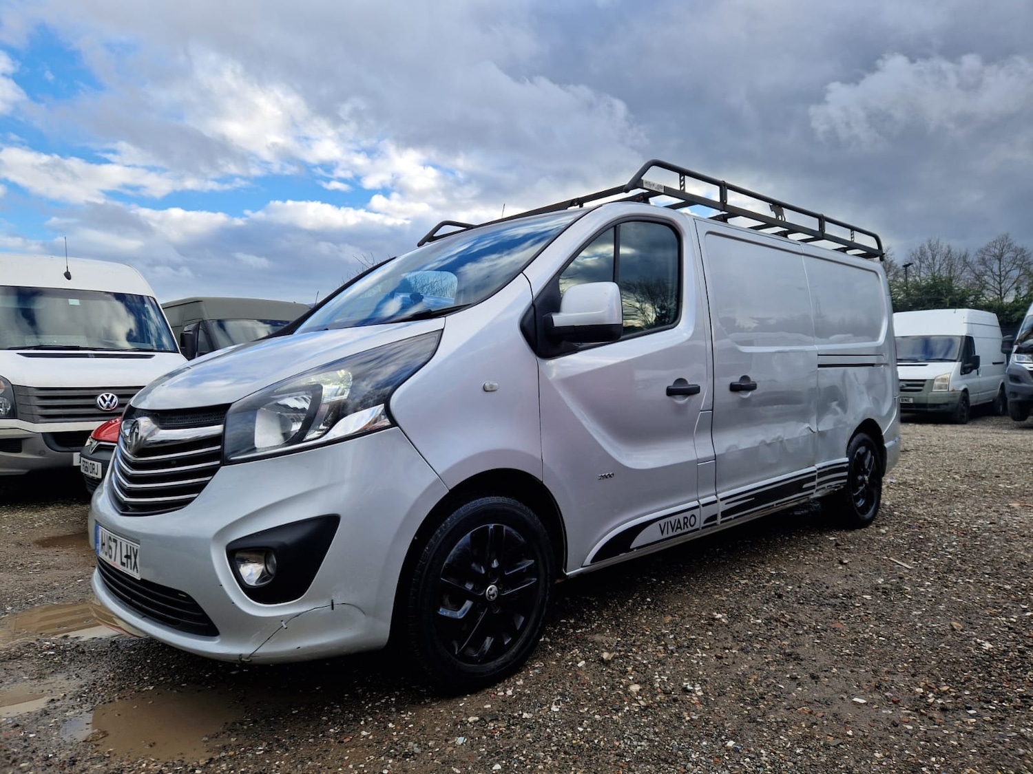 Used Vauxhall Vivaro 2017 for sale - 77704197: Photo 2