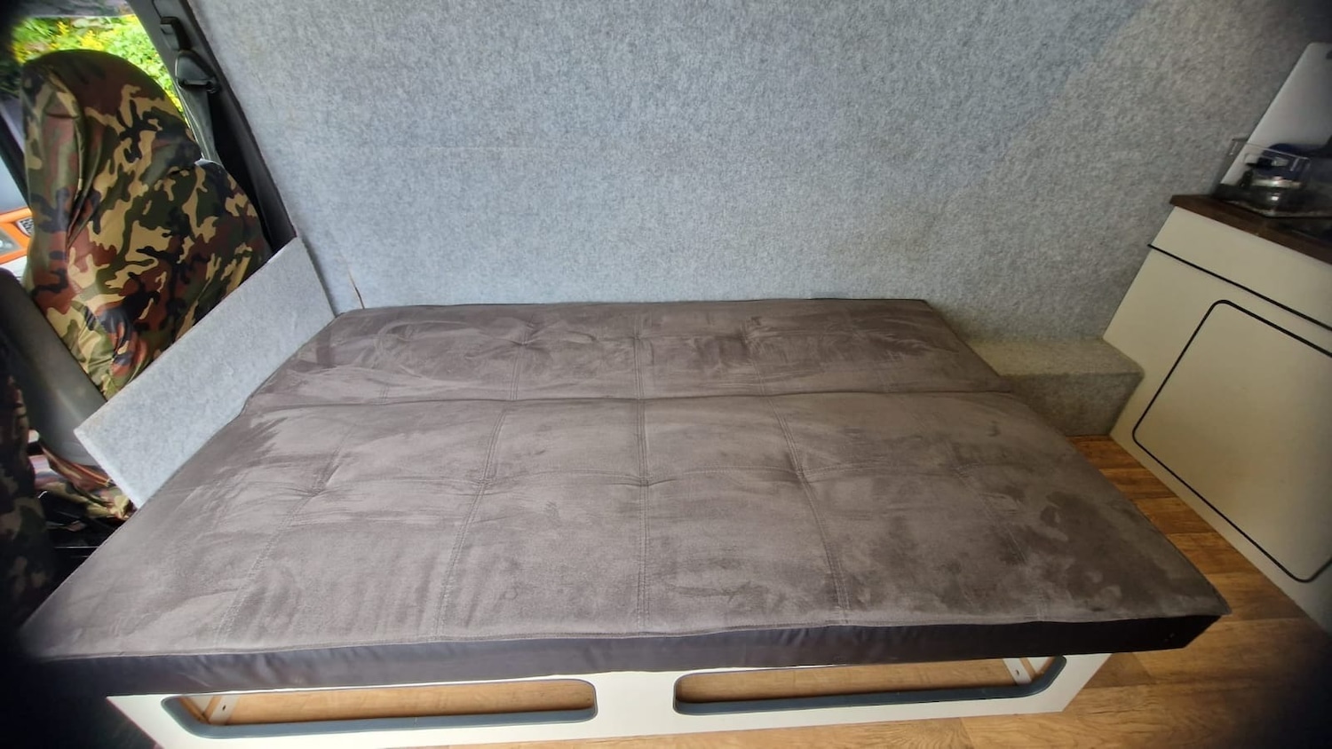 Used Ford Transit 2001 for sale - 77888389: Photo 11