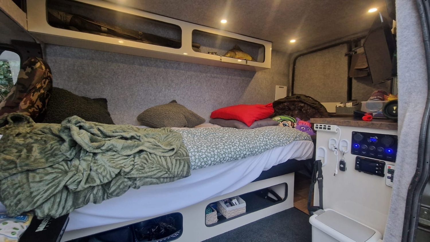 Used Ford Transit 2001 for sale - 77888389: Photo 21