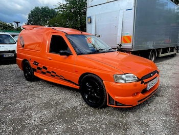 Used Ford Escort 2001 for sale - 78582373: Photo