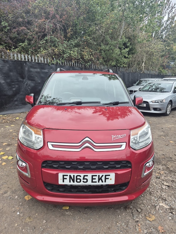 Used Citroen C3 Picasso 2015 for sale - 76209022: Photo 2