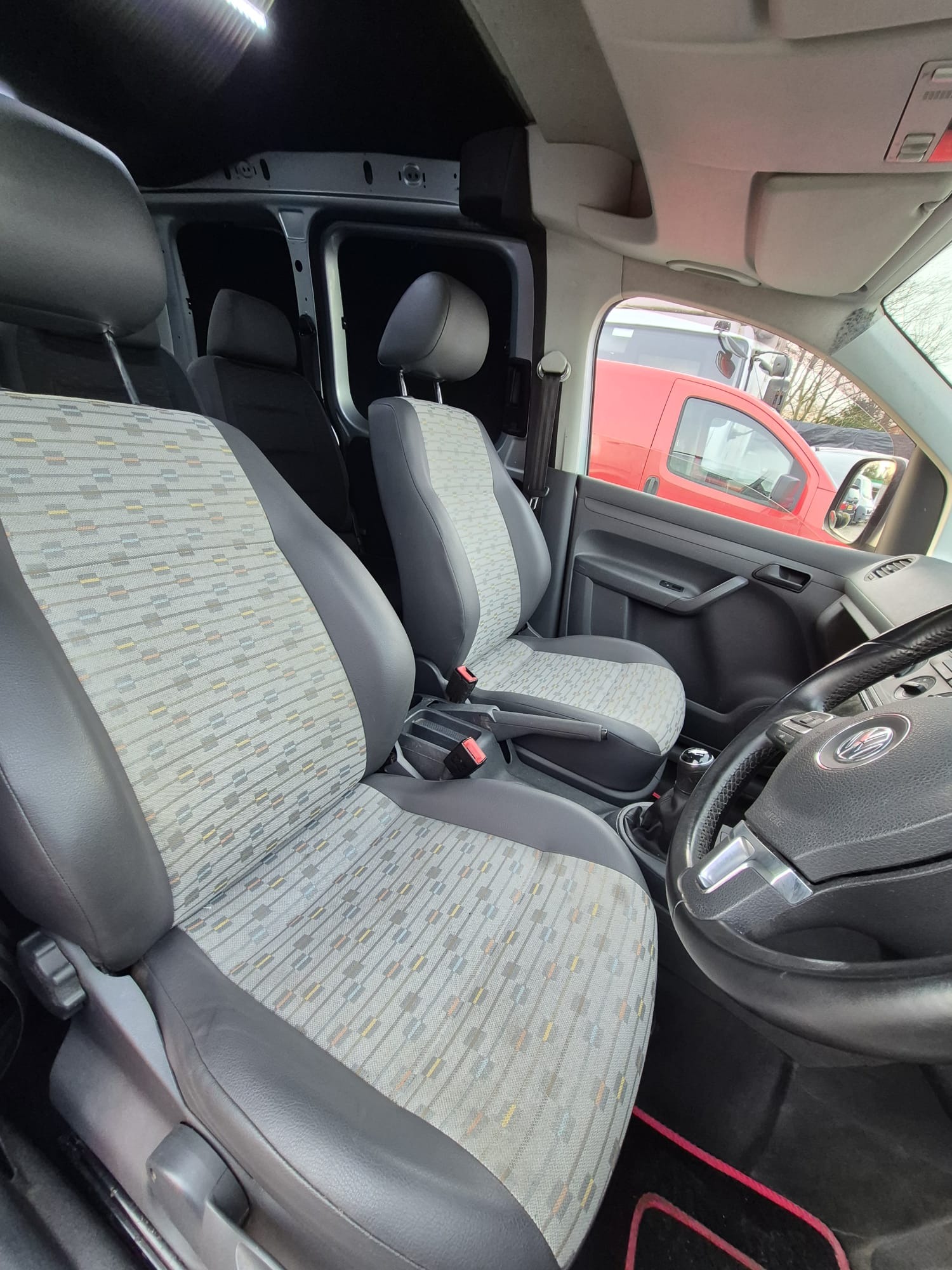 Used Volkswagen Caddy 2013 for sale - 77557208: Photo 6