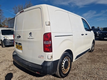 Used Peugeot Expert 2018 for sale - 77916085: Photo