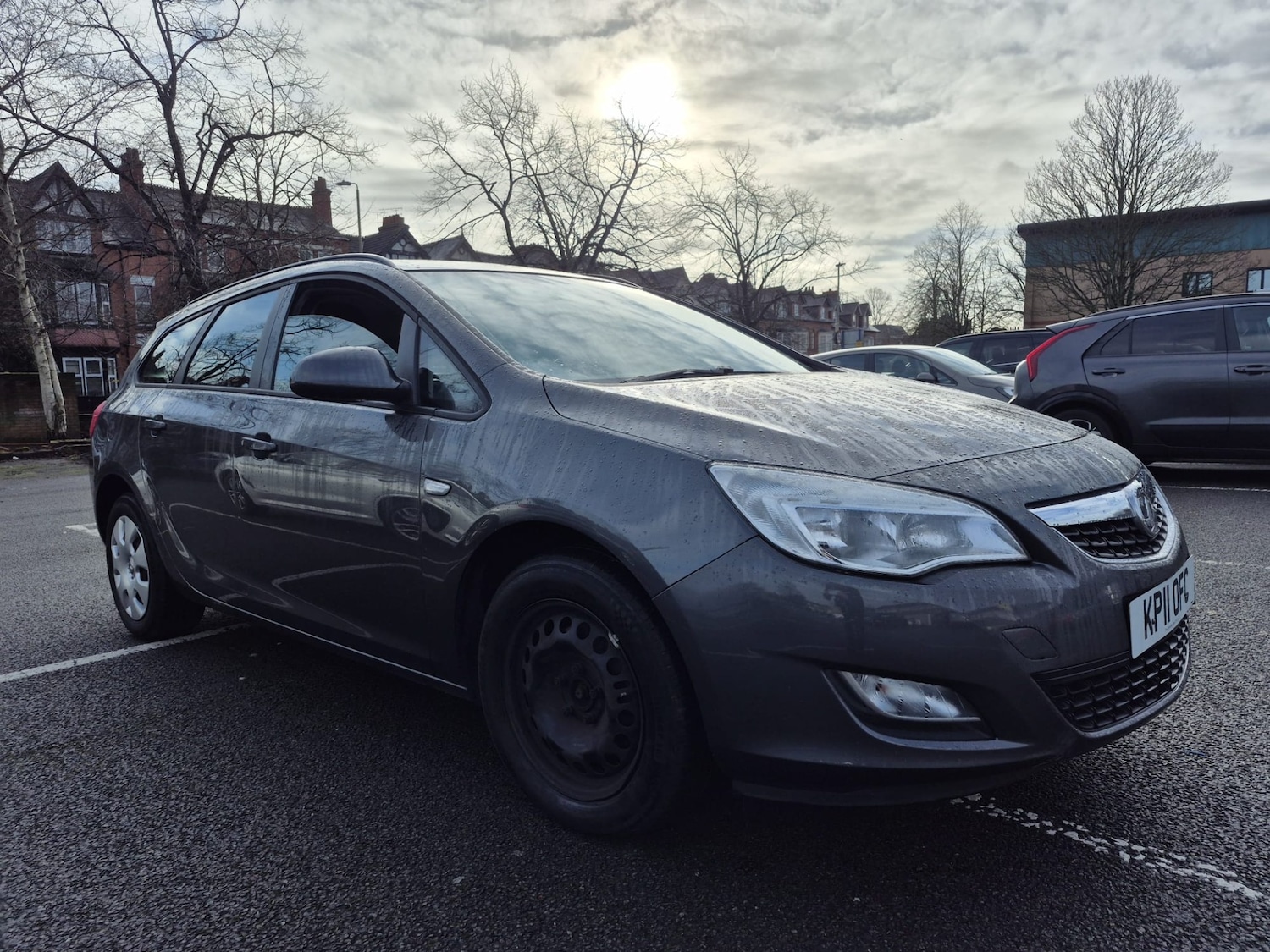 Used Vauxhall Astra 2011 for sale - 77354946: Photo 3
