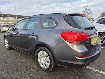 Used Vauxhall Astra 2011 for sale - 77354946: Photo