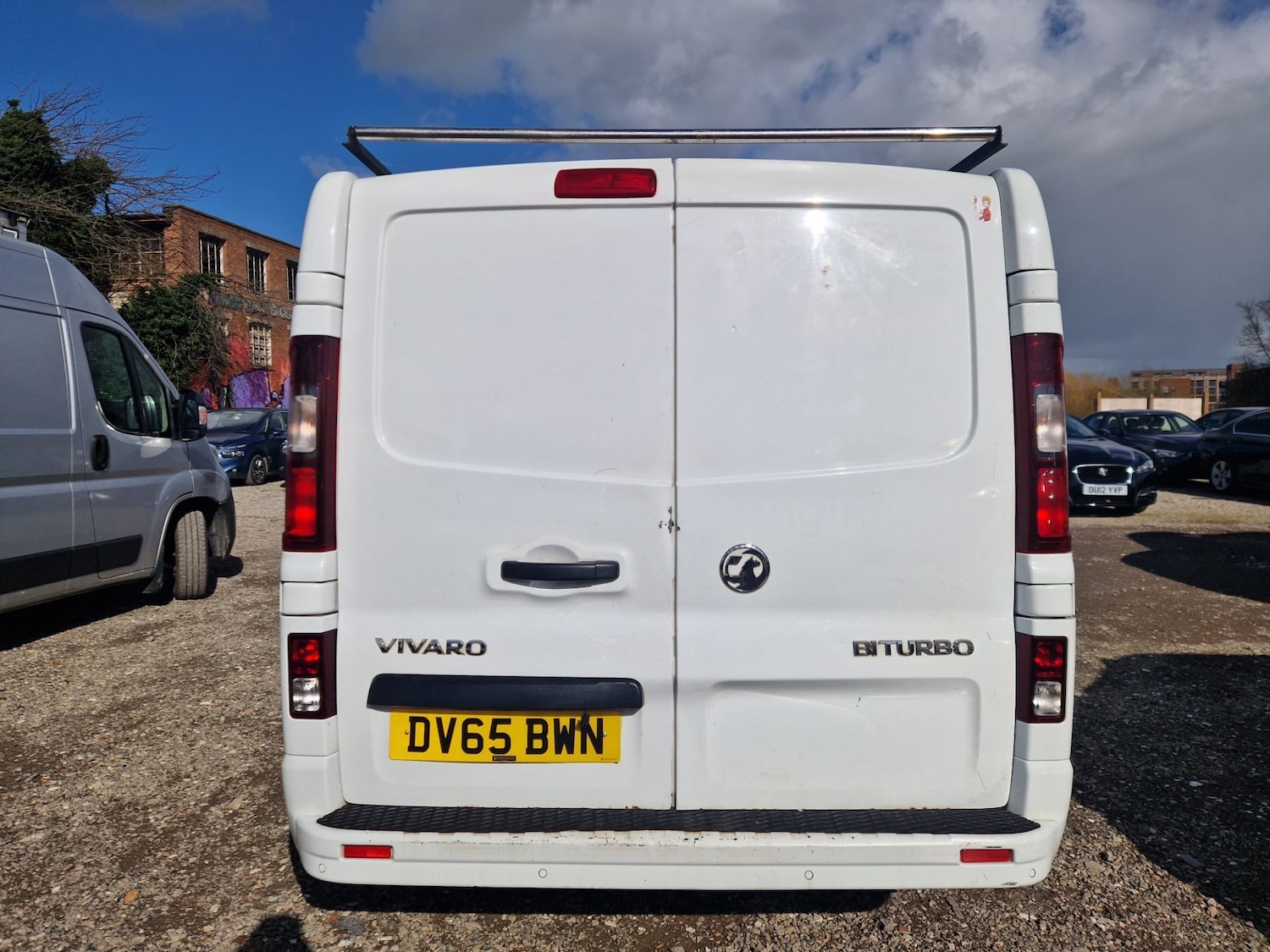 Used Vauxhall Vivaro 2015 for sale - 77968936: Photo 5