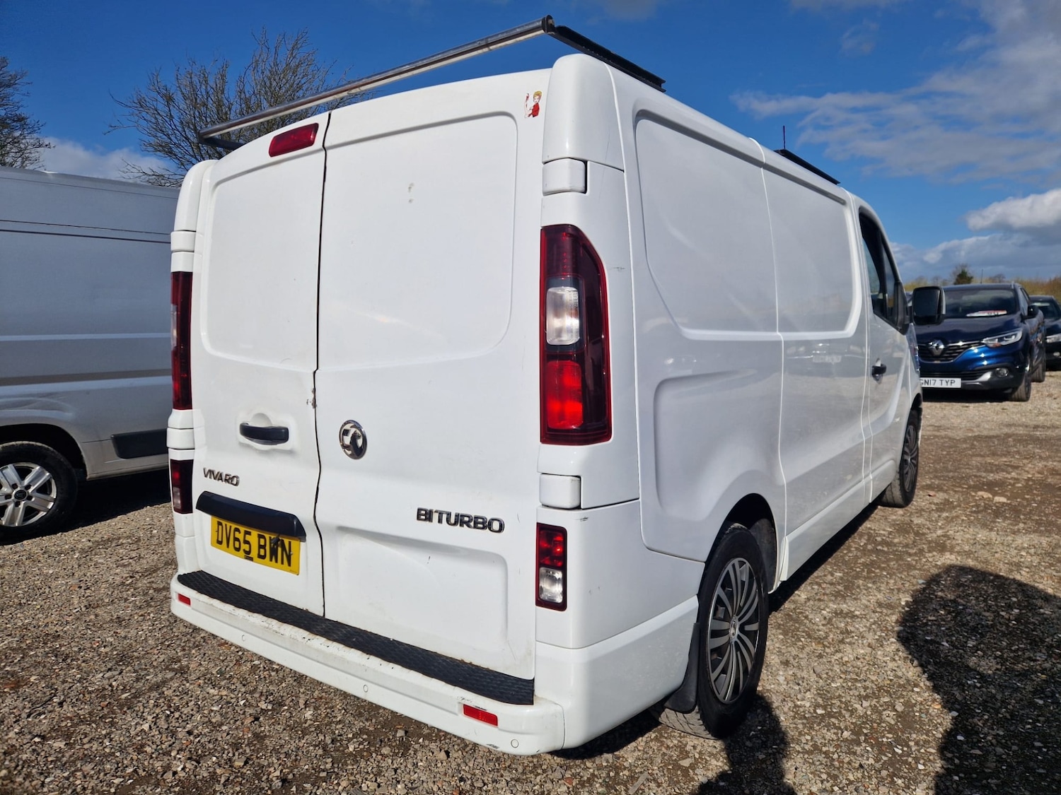 Used Vauxhall Vivaro 2015 for sale - 77968936: Photo 6