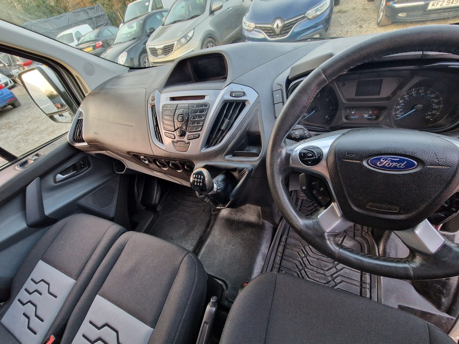 Used Ford Transit Custom 2015 for sale - 77766799: Photo 6