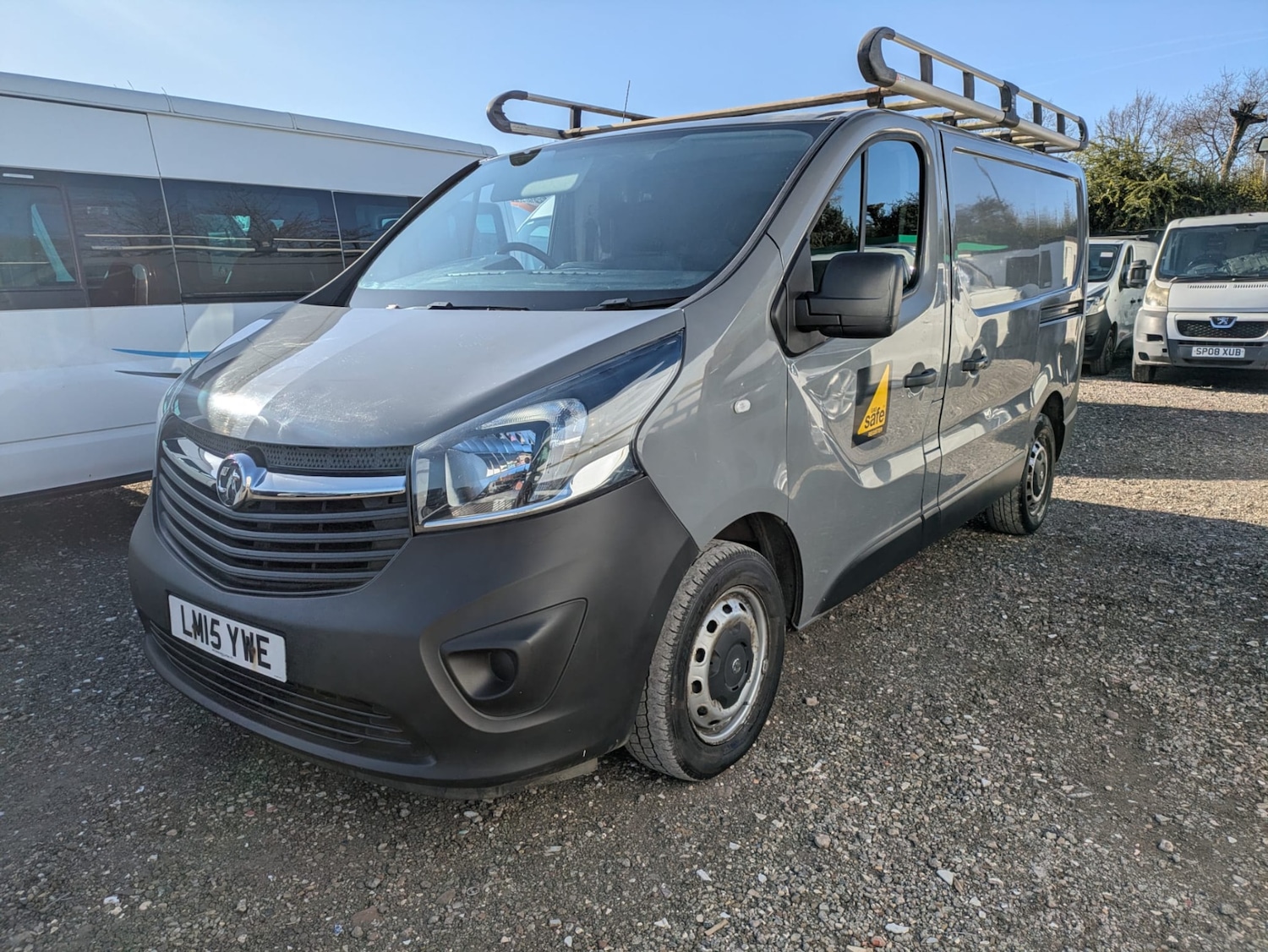 Used Vauxhall Vivaro 2015 for sale - 77968928: Photo 1