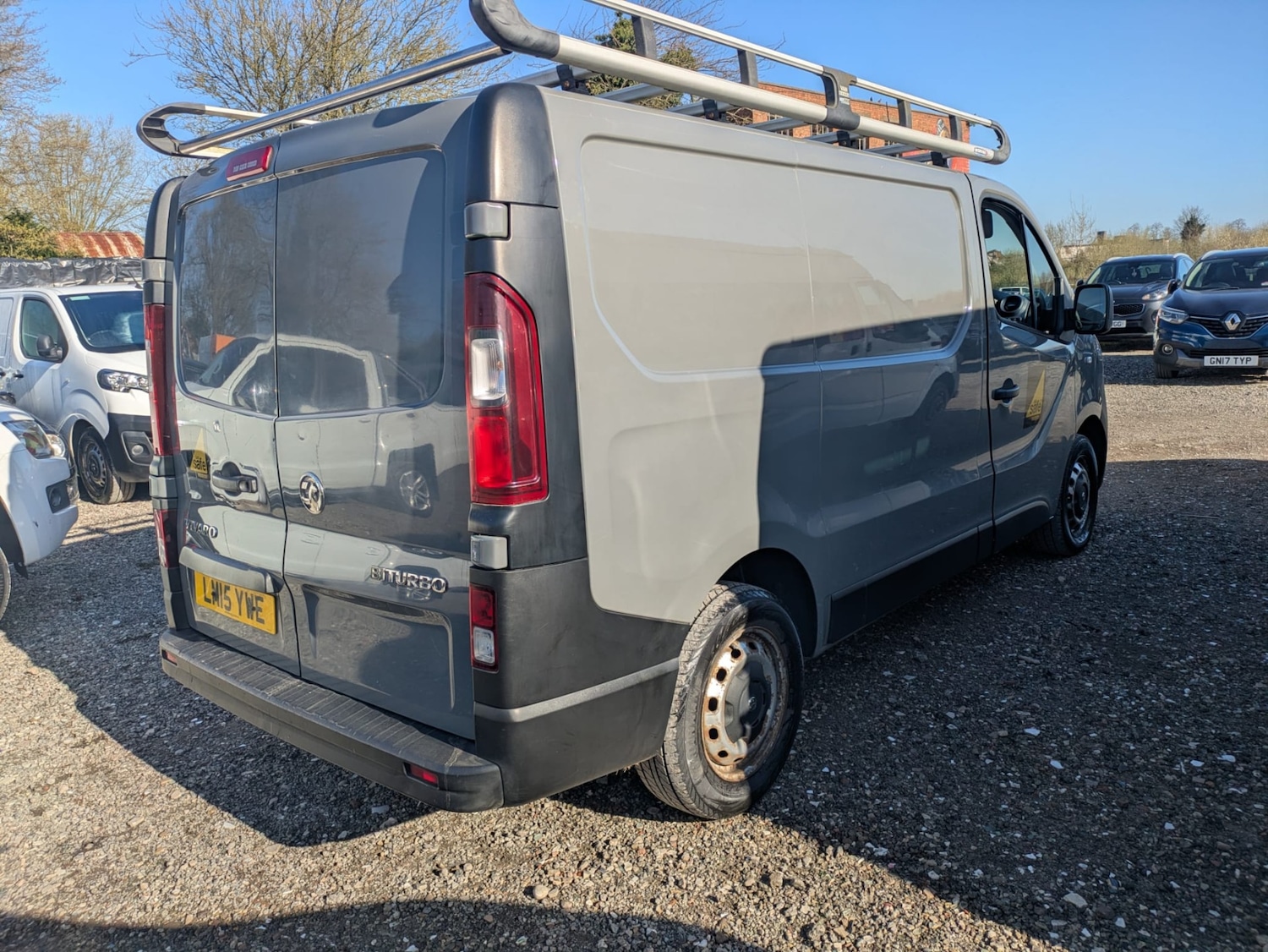 Used Vauxhall Vivaro 2015 for sale - 77968928: Photo 5