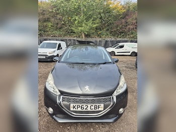 Used Peugeot 208 2012 for sale - 76198721: Photo