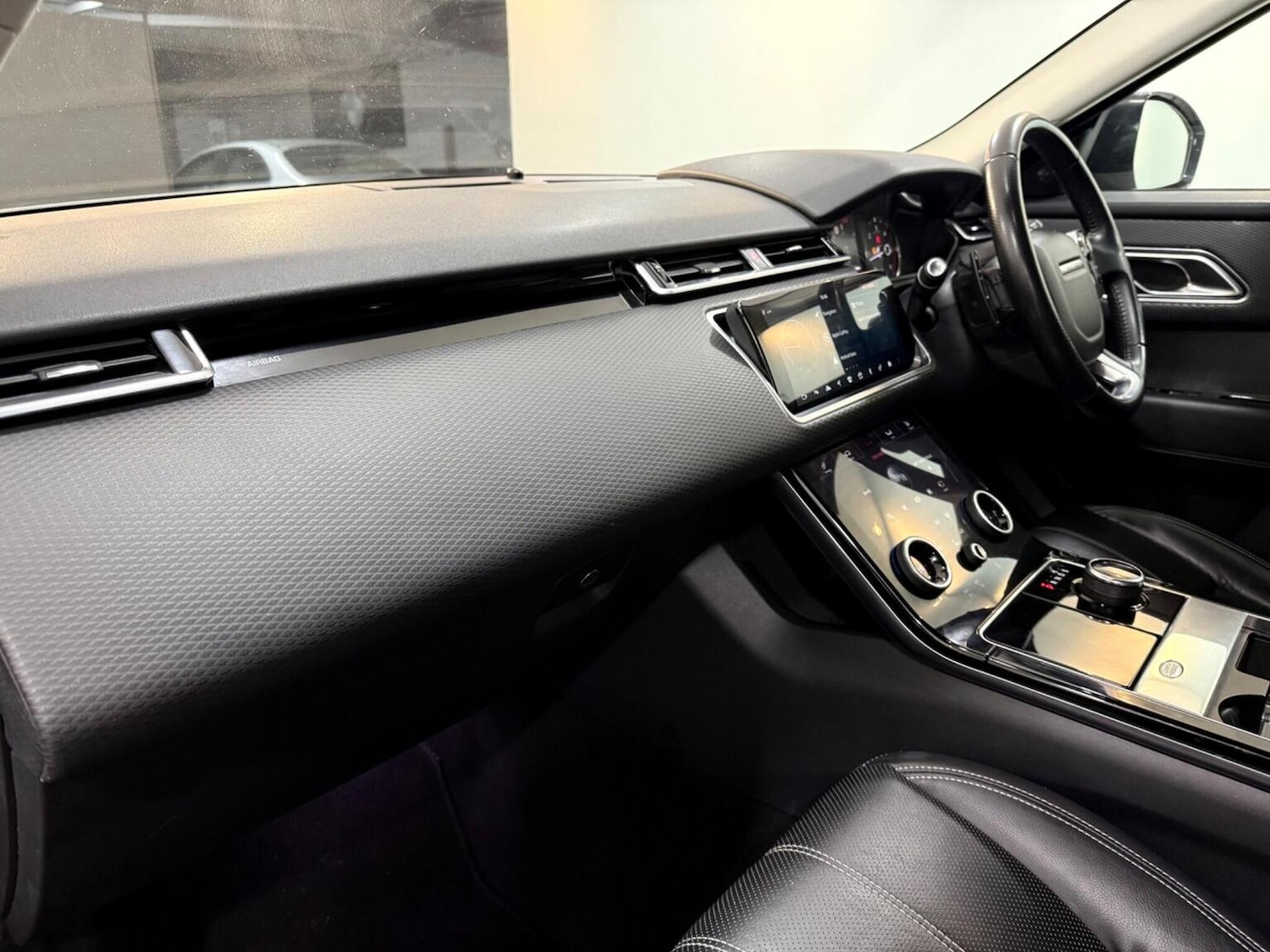 Used Land Rover Range Rover Velar 2020 for sale - 77423534: Photo 17