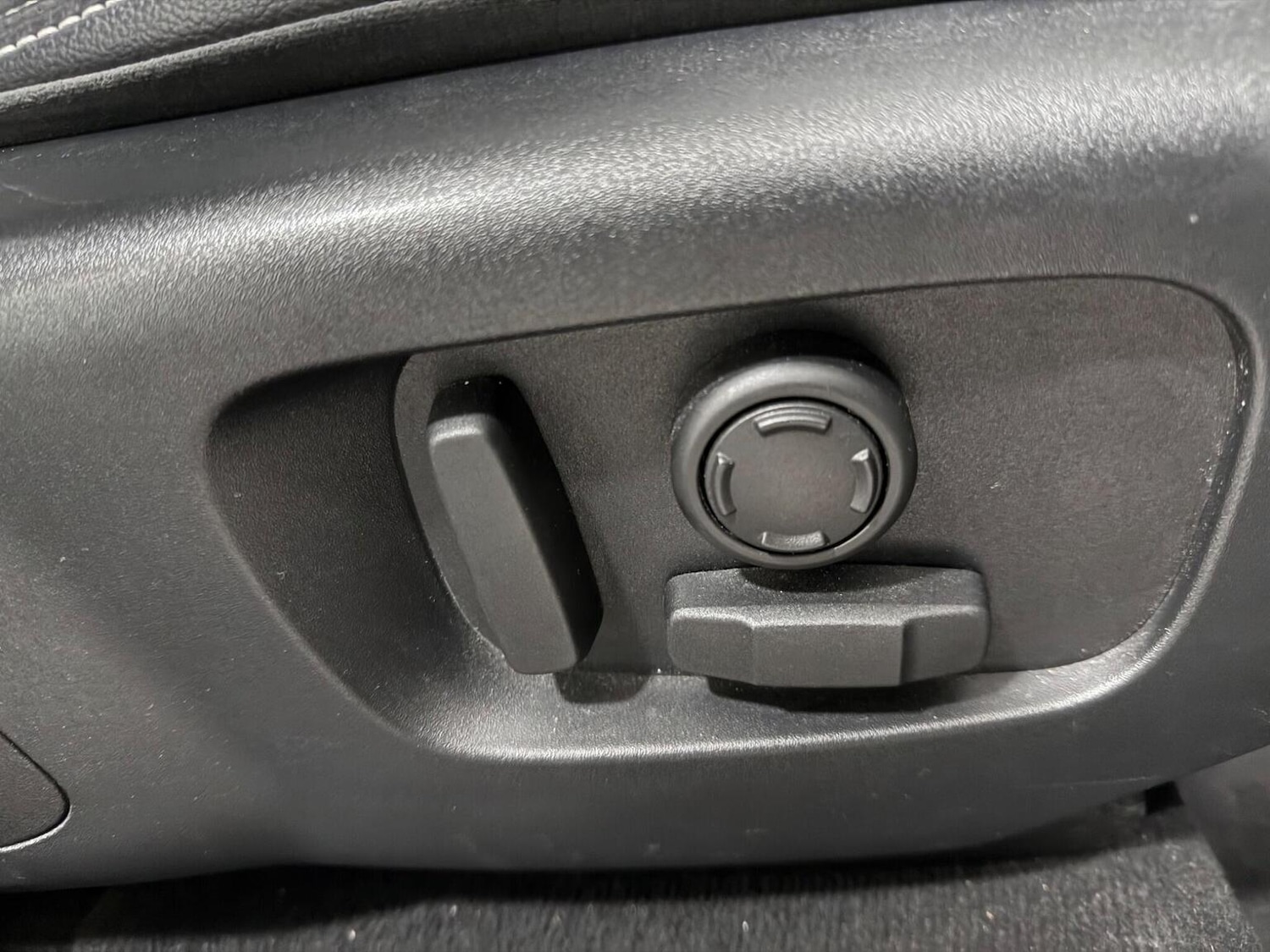 Used Land Rover Range Rover Velar 2020 for sale - 77423534: Photo 30