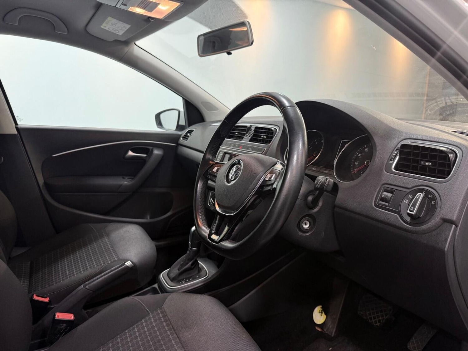 Used Volkswagen Polo 2016 for sale - 77008073: Photo 10