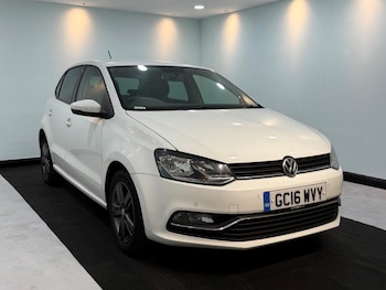 Used Volkswagen Polo 2016 for sale - 77008073: Photo