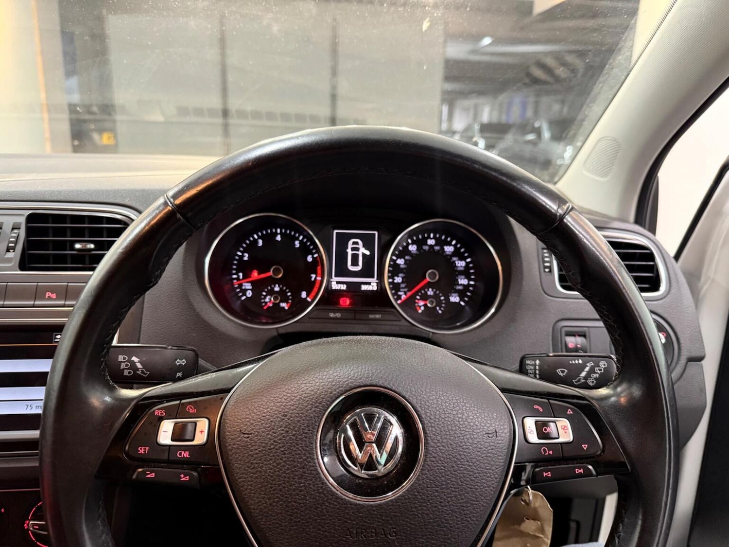 Used Volkswagen Polo 2016 for sale - 77008073: Photo 9