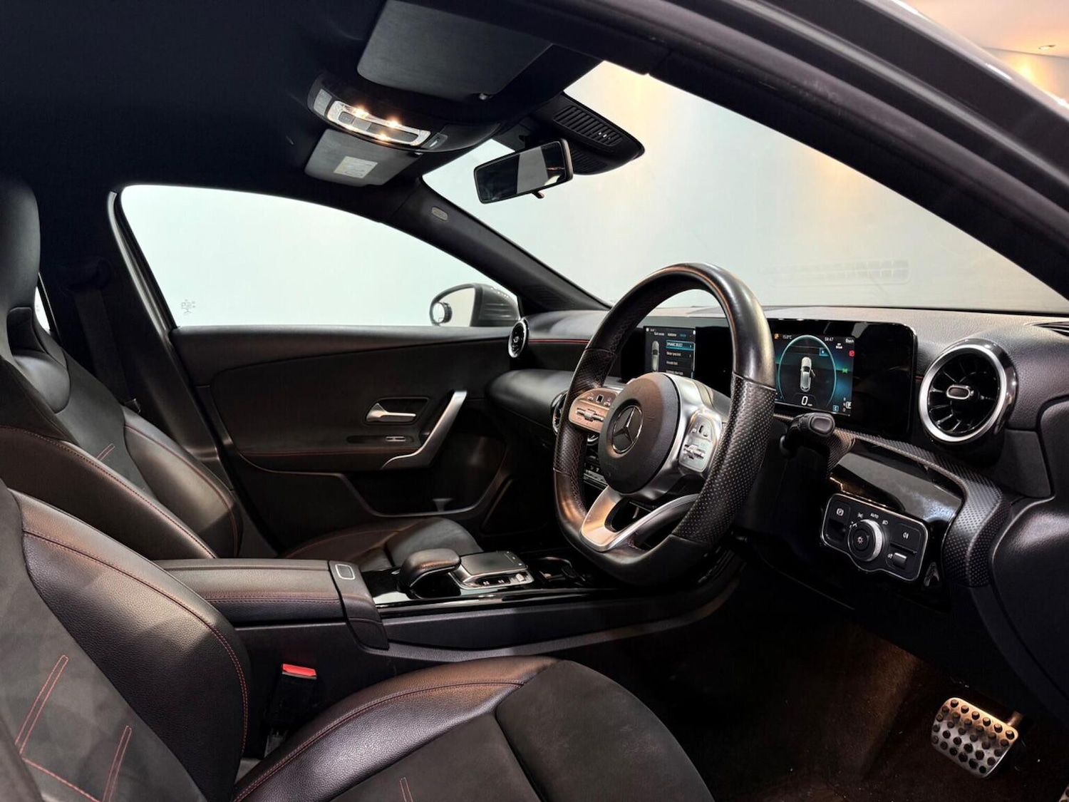 Used Mercedes-Benz A-Class 2018 for sale - 76455336: Photo 11