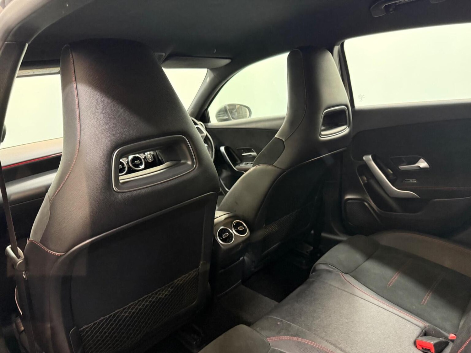 Used Mercedes-Benz A-Class 2018 for sale - 76455336: Photo 31