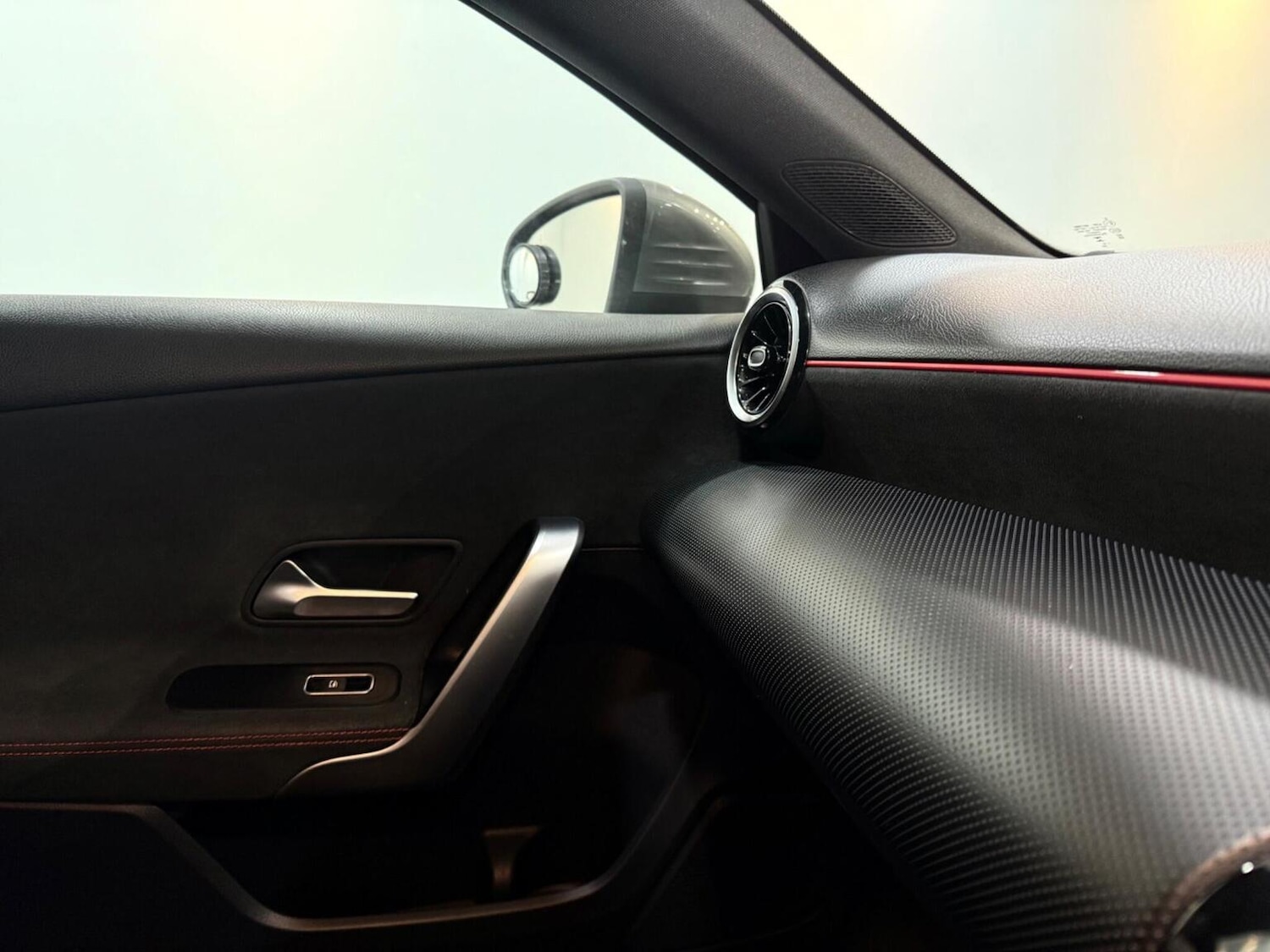 Used Mercedes-Benz A-Class 2018 for sale - 76455336: Photo 48