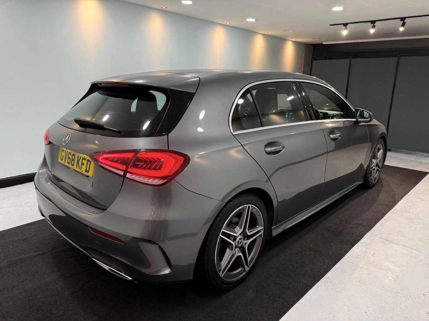 Used Mercedes-Benz A-Class 2018 for sale - 76455336: Photo 9