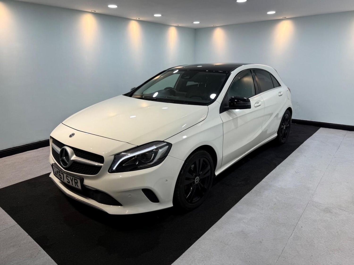 Used Mercedes-Benz A-Class 2017 for sale - 77046443: Photo 2