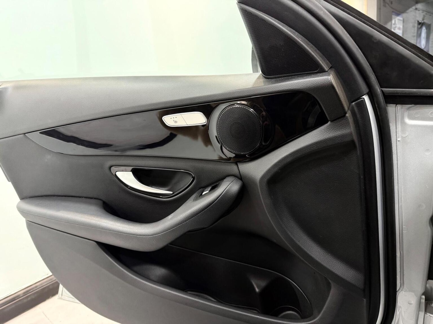 Used Mercedes-Benz C Class 2017 for sale - 76455427: Photo 17