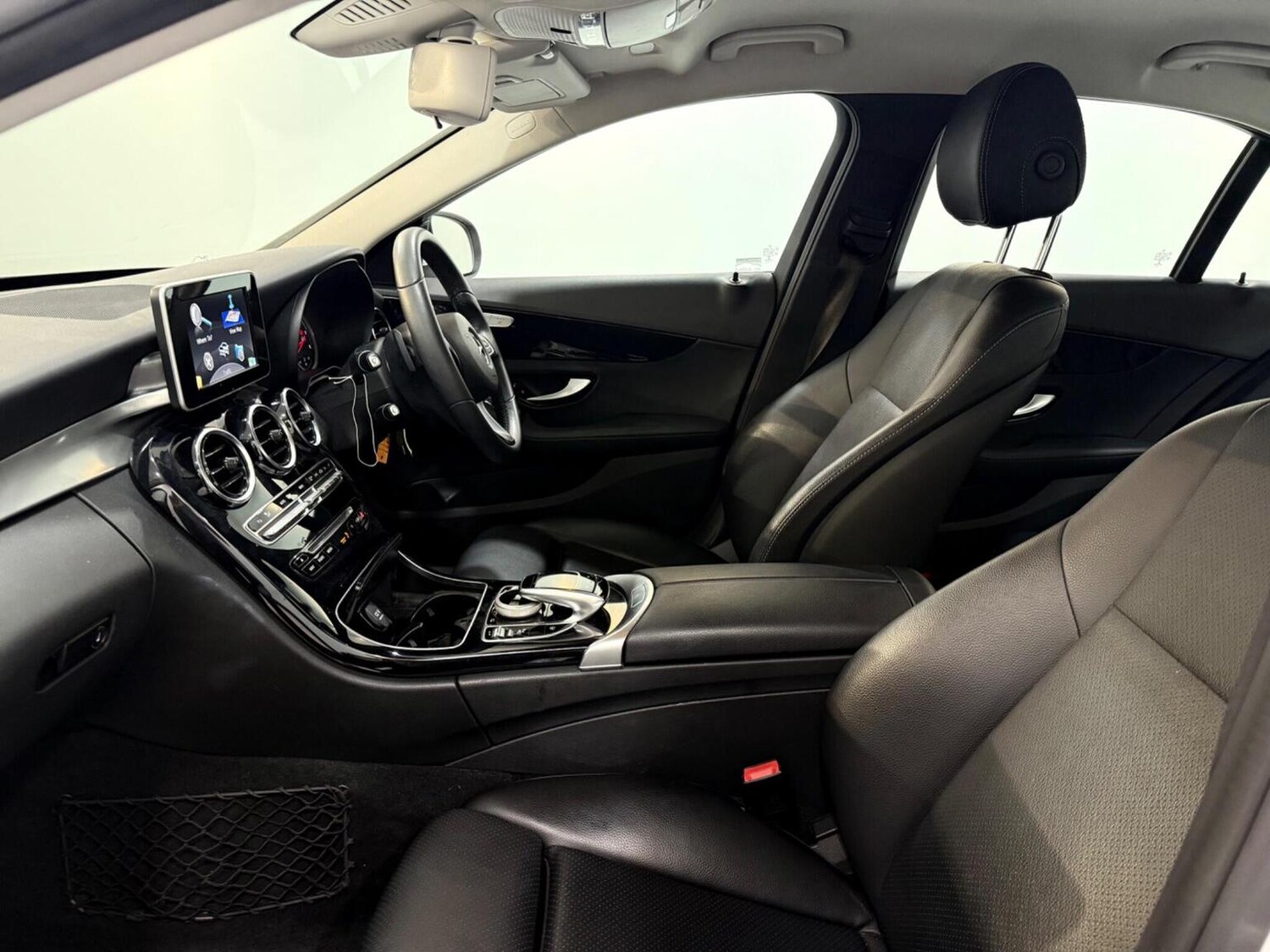 Used Mercedes-Benz C Class 2017 for sale - 76455427: Photo 23