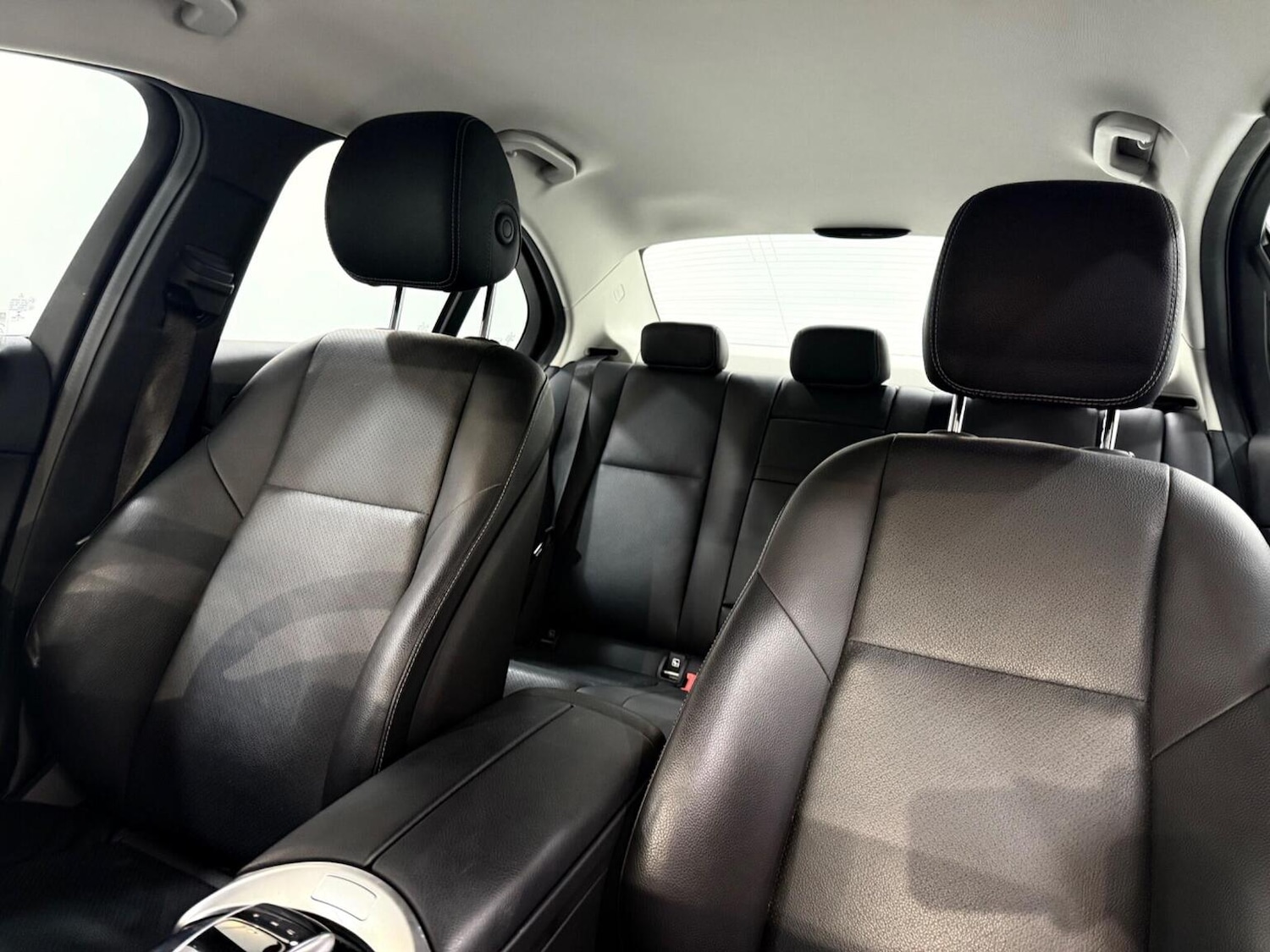 Used Mercedes-Benz C Class 2017 for sale - 76455427: Photo 27